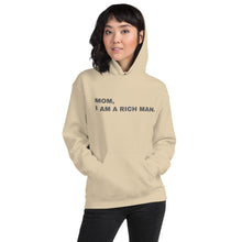 Load image into Gallery viewer, Hoodie Damen MOM, I AM A RICH MAN | Kapuzenpullover in beige