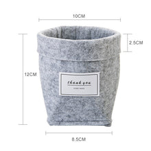 Laden Sie das Bild in den Galerie-Viewer, Aufbewahrung / Blumentopf aus Filz - grau oder khaki- SPARE mit dem 2er Set - WhiteWhiskers