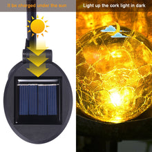 Laden Sie das Bild in den Galerie-Viewer, LED Solar Flamme „Flame Light“ - warmweiß - waterproof Leuchtdauer: 6-8 Stunden - WhiteWhiskers