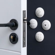 Laden Sie das Bild in den Galerie-Viewer, 4x Stück Türstopper weiß oder schwarz - WhiteWhiskers