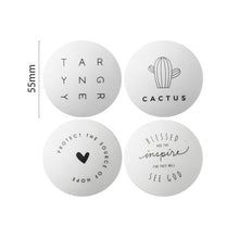 Laden Sie das Bild in den Galerie-Viewer, 4x Stück Türstopper weiß oder schwarz - WhiteWhiskers