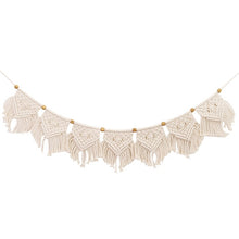 Laden Sie das Bild in den Galerie-Viewer, Makramee Wandbehang Boho Chic Style mit Quasten - WhiteWhiskers