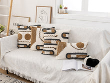 Laden Sie das Bild in den Galerie-Viewer, Boho Style Kissen "GOLDEN SHINE"