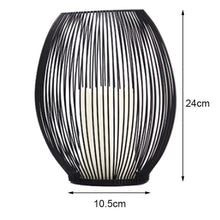 Laden Sie das Bild in den Galerie-Viewer, Kerzenhalter & Windlicht  "Laterne" in schwarz | verschiedene Größen