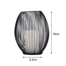 Laden Sie das Bild in den Galerie-Viewer, Kerzenhalter & Windlicht  "Laterne" in schwarz | verschiedene Größen