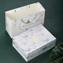 Laden Sie das Bild in den Galerie-Viewer, 2er Tassen-Set  Geschenkset MR &amp; MRS Pärchen Tassen aus Keramik in Marmor Design - WhiteWhiskers
