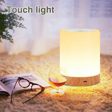 Laden Sie das Bild in den Galerie-Viewer, Wiederaufladbare Led Touch Night Lampe - 12h Leuchtdauer - USB Anschluss - WhiteWhiskers
