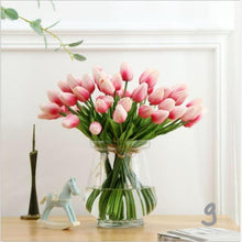 Load image into Gallery viewer, 31 x Tulpen Set in verschiedenen Farben &amp; Formen | große Auswahl |  Deko Blumen | Kunsttulpen - WhiteWhiskers
